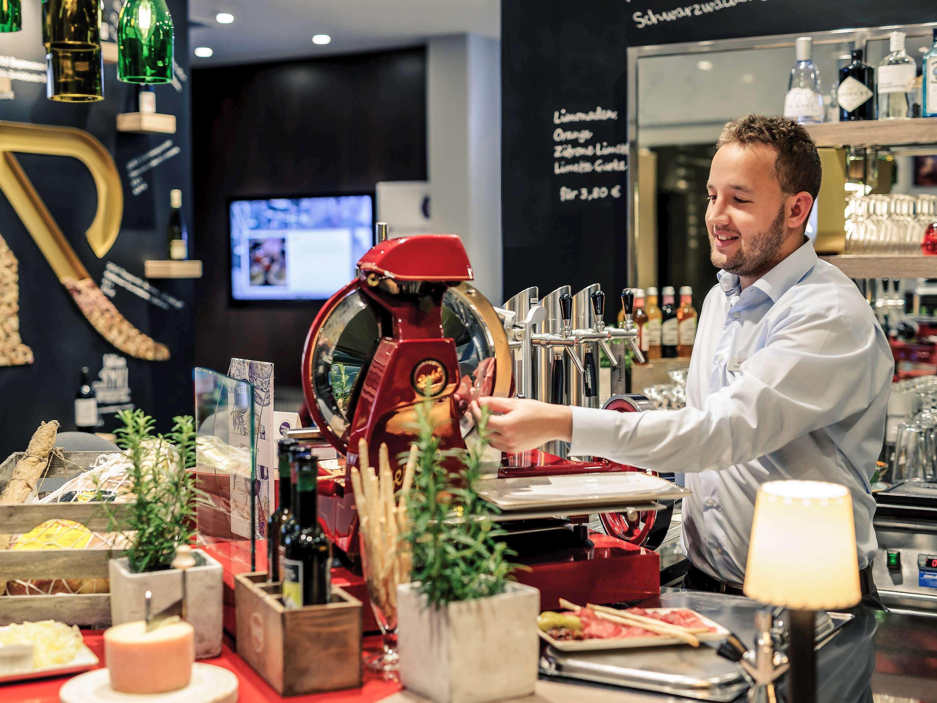 Hotel Mercure Hotel&residenz Checkpoint Charlie 4*