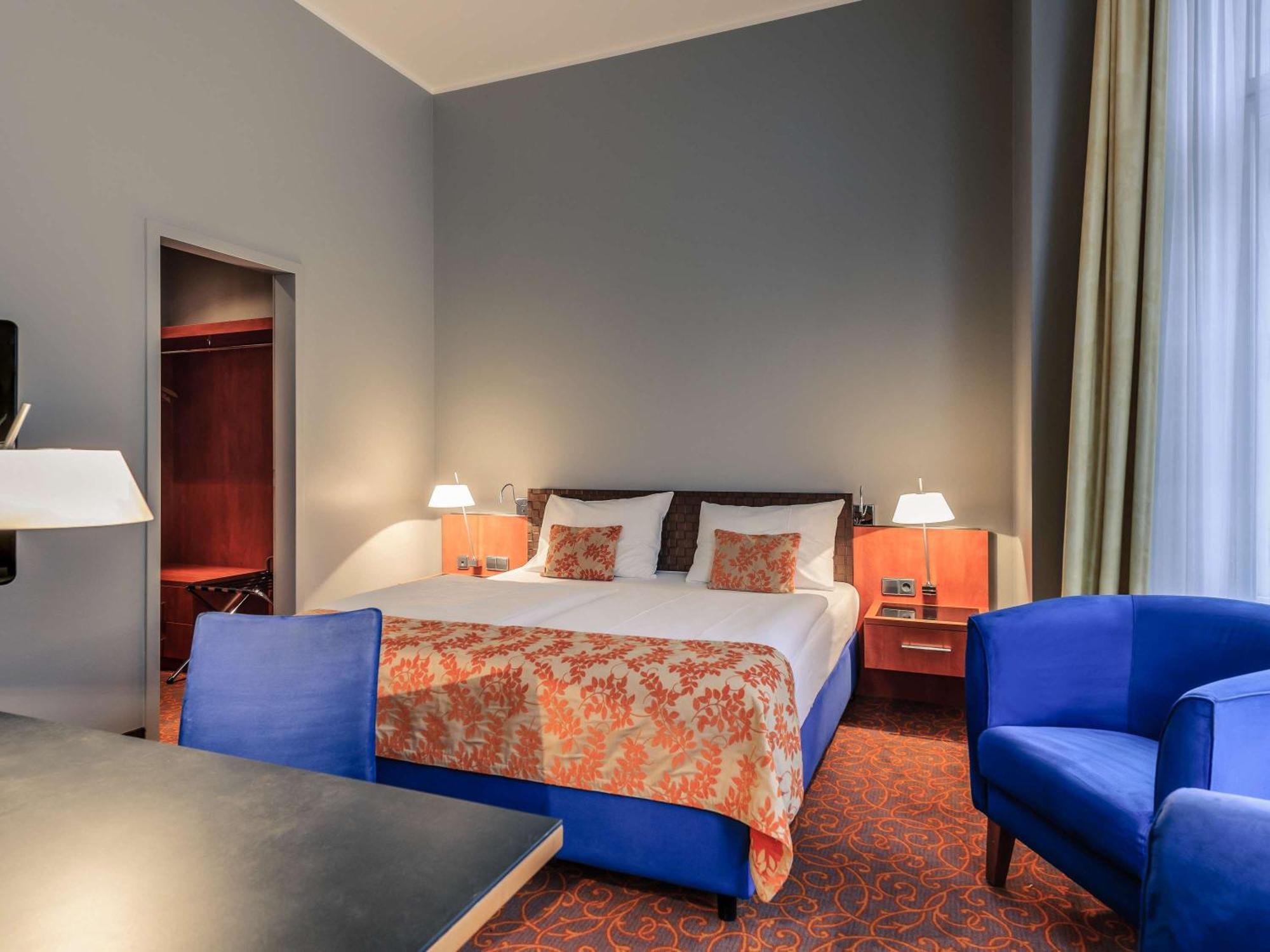 Hotel Mercure & Residenz Checkpoint Charlie 4*