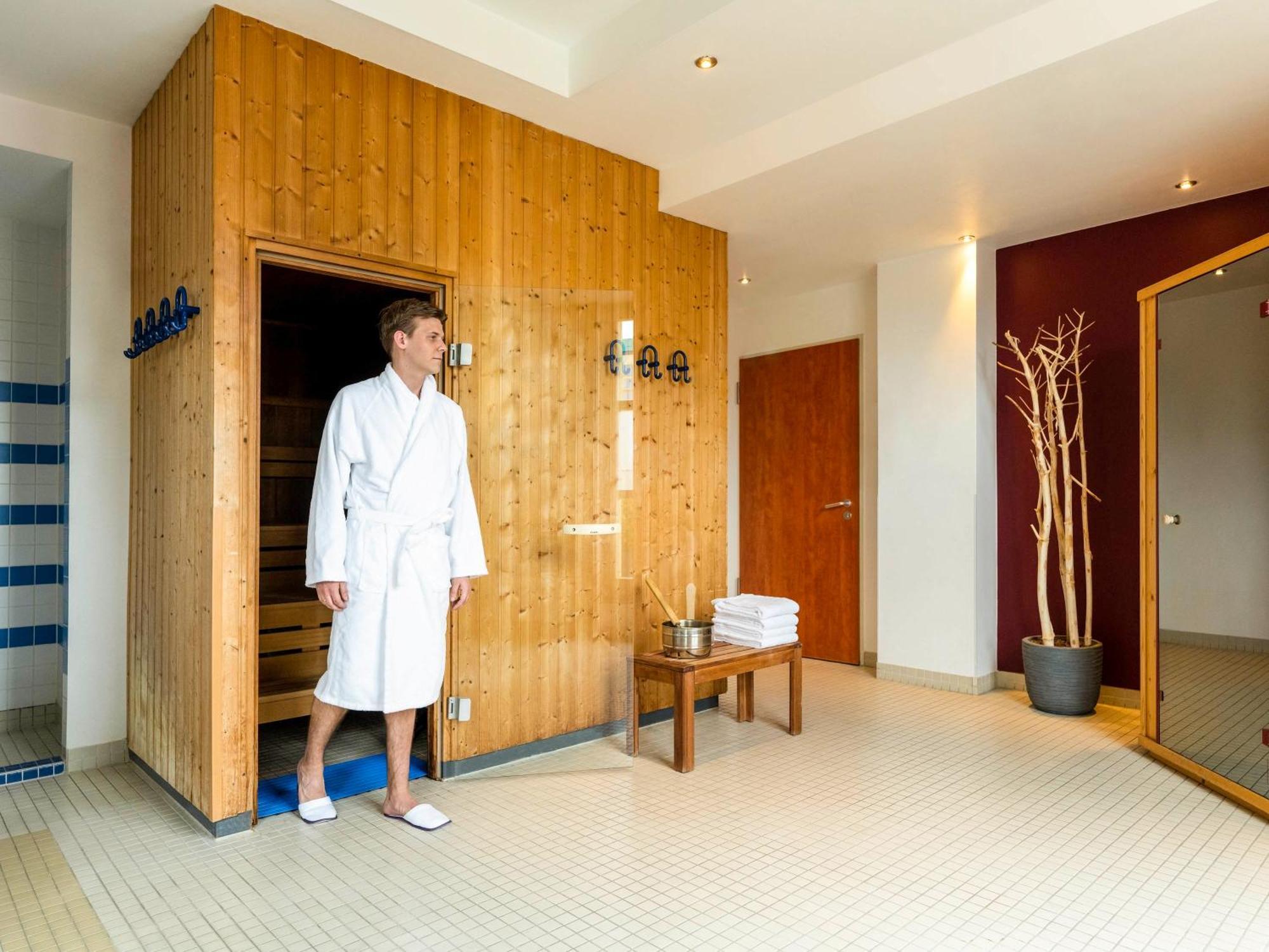 Hotel Mercure & Residenz Checkpoint Charlie 4*